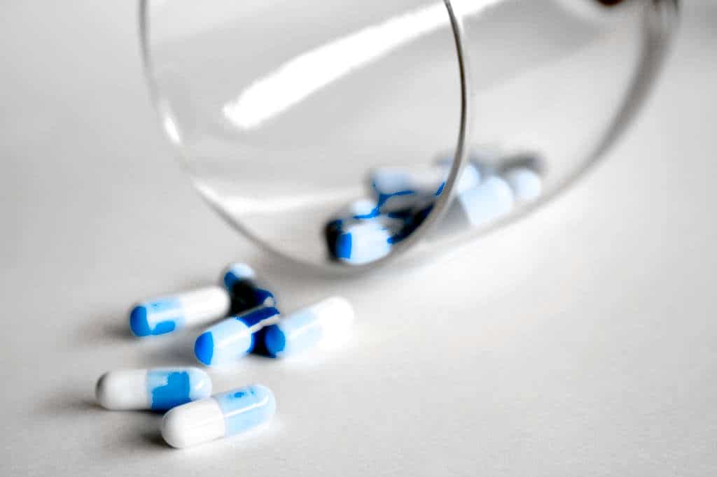 addiction antibiotic capsules 360622_result